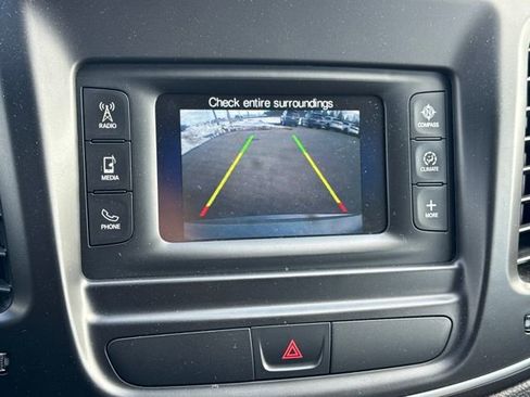 Used 2015 Chrysler 200 C image 21