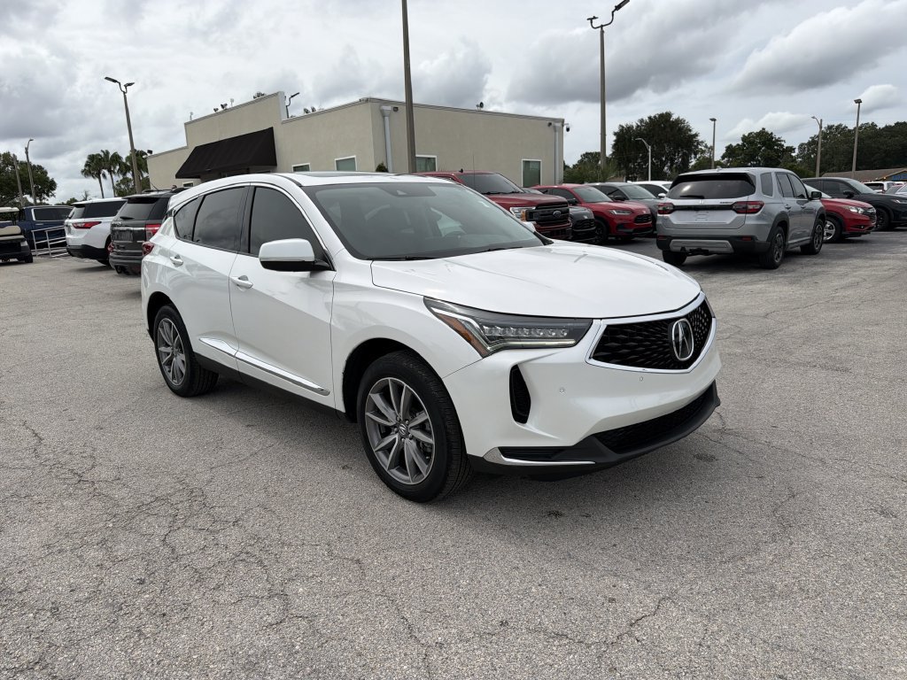 Used 2024 Acura RDX w/ Technology Package AWD/4WD image 2