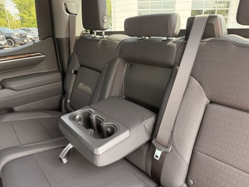 Used 2026 GMC Sierra 1500 Elevation image 19