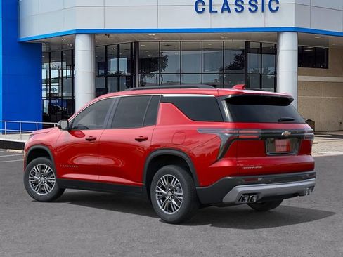 New 2027 Chevrolet Traverse LT w/ Driver Confidence Package FWD image 3