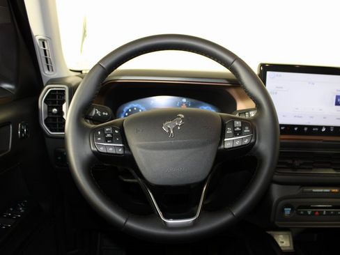 Certified 2025 Ford Bronco Sport Outer Banks w/ Outer Banks Tech Package+ image 15