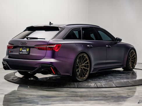 Used 2023 Audi RS 6 w/ Black Optic Package AWD/4WD image 20