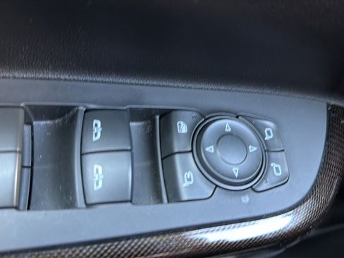 Used 2023 GMC Acadia AT4 w/ Technology Package AWD/4WD image 25