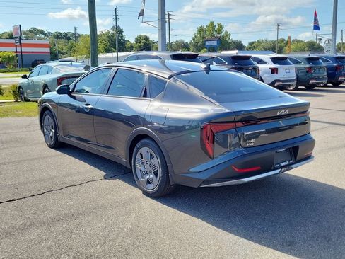 New 2026 Kia K4 FWD image 4