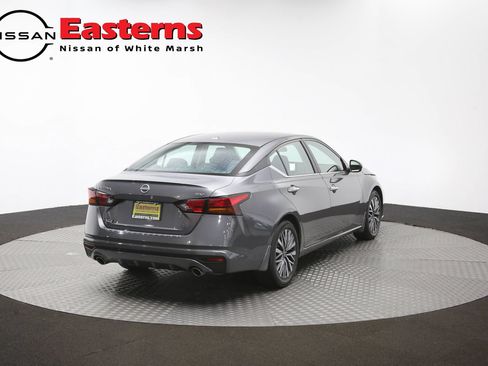 Used 2023 Nissan Altima 2.5 SV w/ SV Premium Package FWD image 40