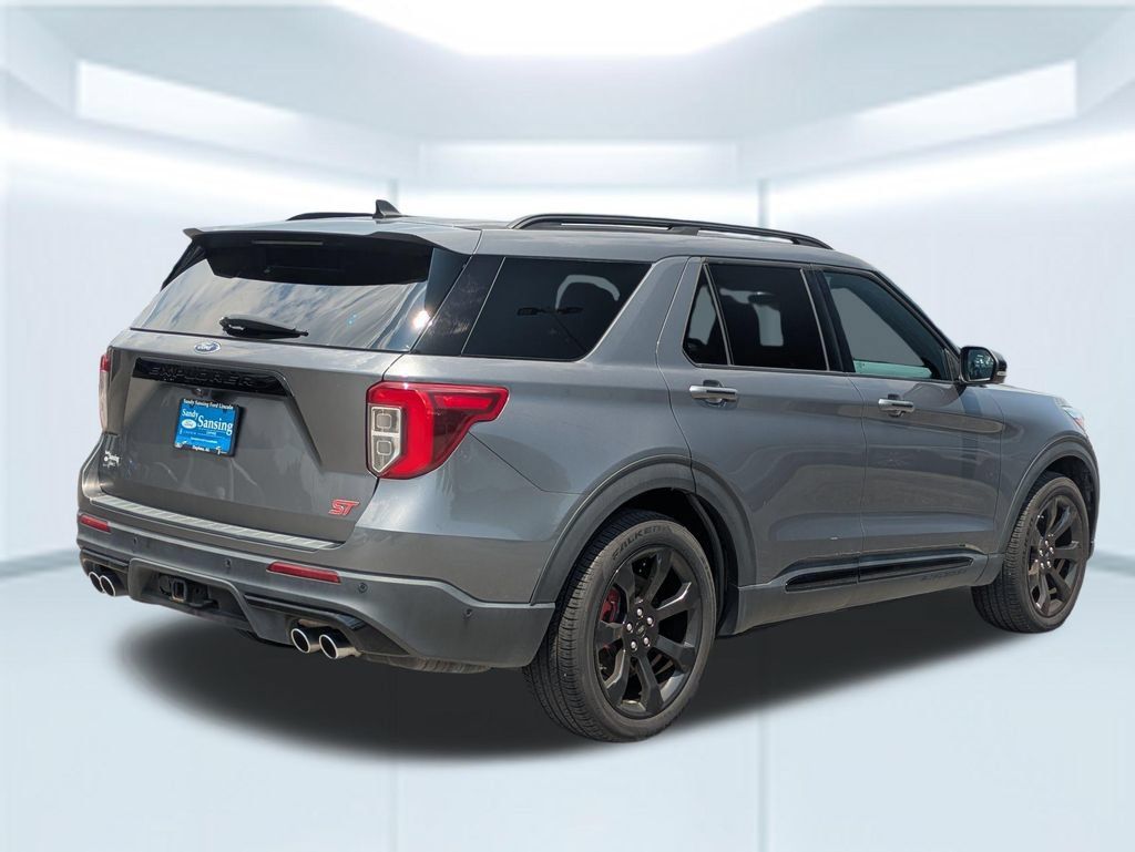 Used 2022 Ford Explorer ST w/ Equipment Group 401A RWD image 5
