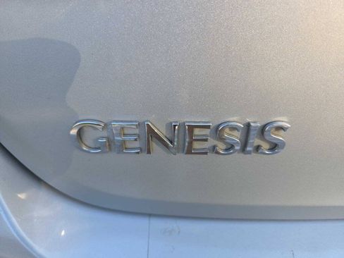 Used 2015 Hyundai Genesis 3.8 w/ Option Group 03 RWD image 14
