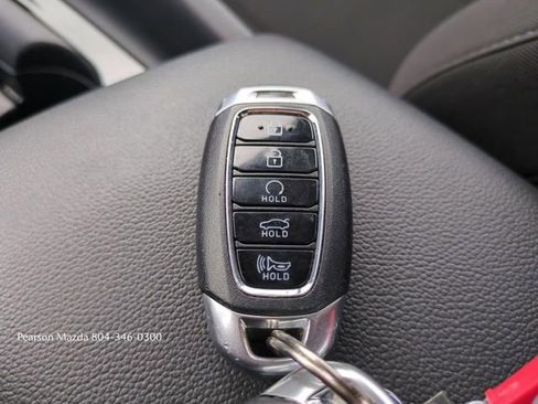 Used 2023 Hyundai Elantra Blue image 28