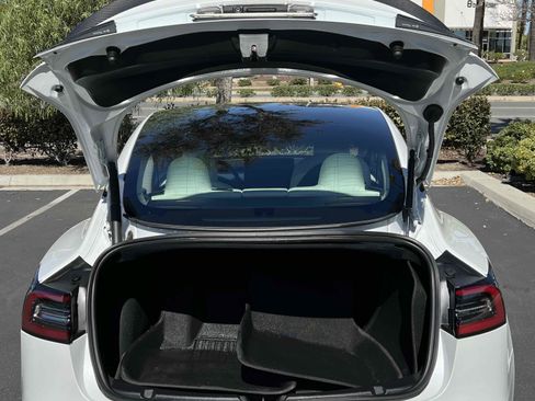 Used 2022 Tesla Model 3 Performance image 56