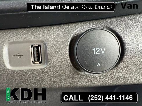 Used 2024 Ford Transit 350 XLT image 24