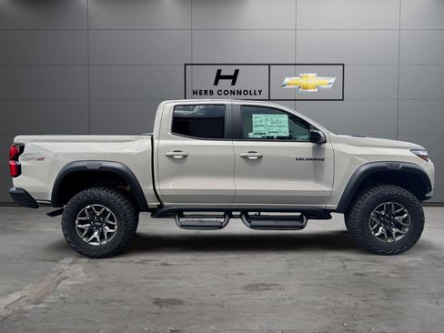 New 2026 Chevrolet Colorado ZR2 w/ Technology Package AWD/4WD image 6