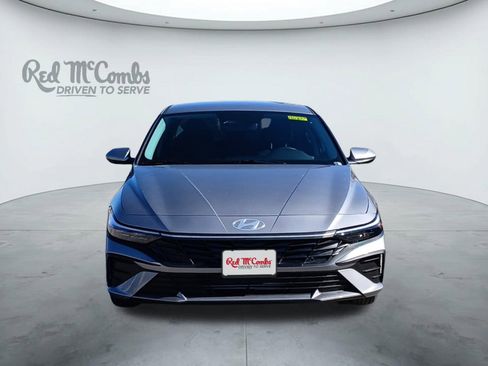 New 2026 Hyundai Elantra SE image 8
