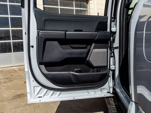 Used 2025 Ford F150 Lariat w/ Equipment Group 501A Mid image 37