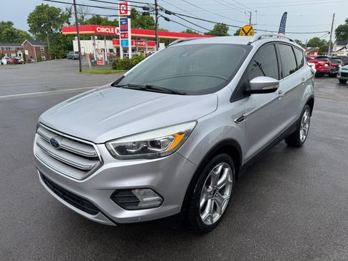 Used 2017 Ford Escape Titanium w/ Equipment Group 301A FWD image 2