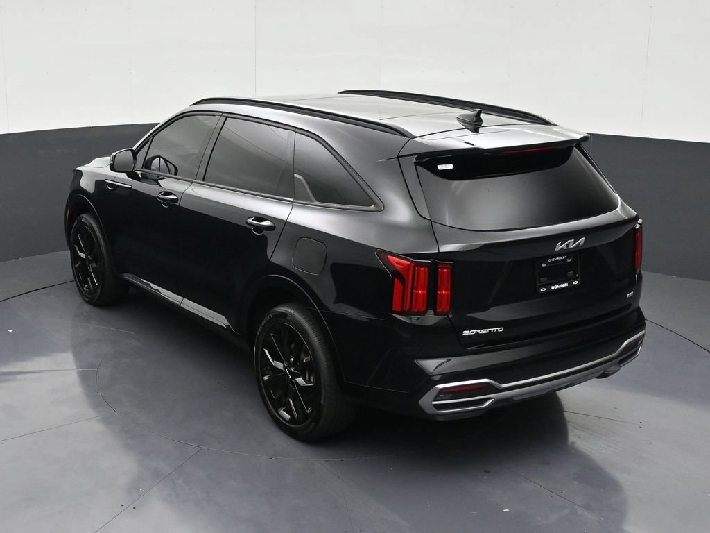 Used 2023 Kia Sorento SX AWD/4WD image 14