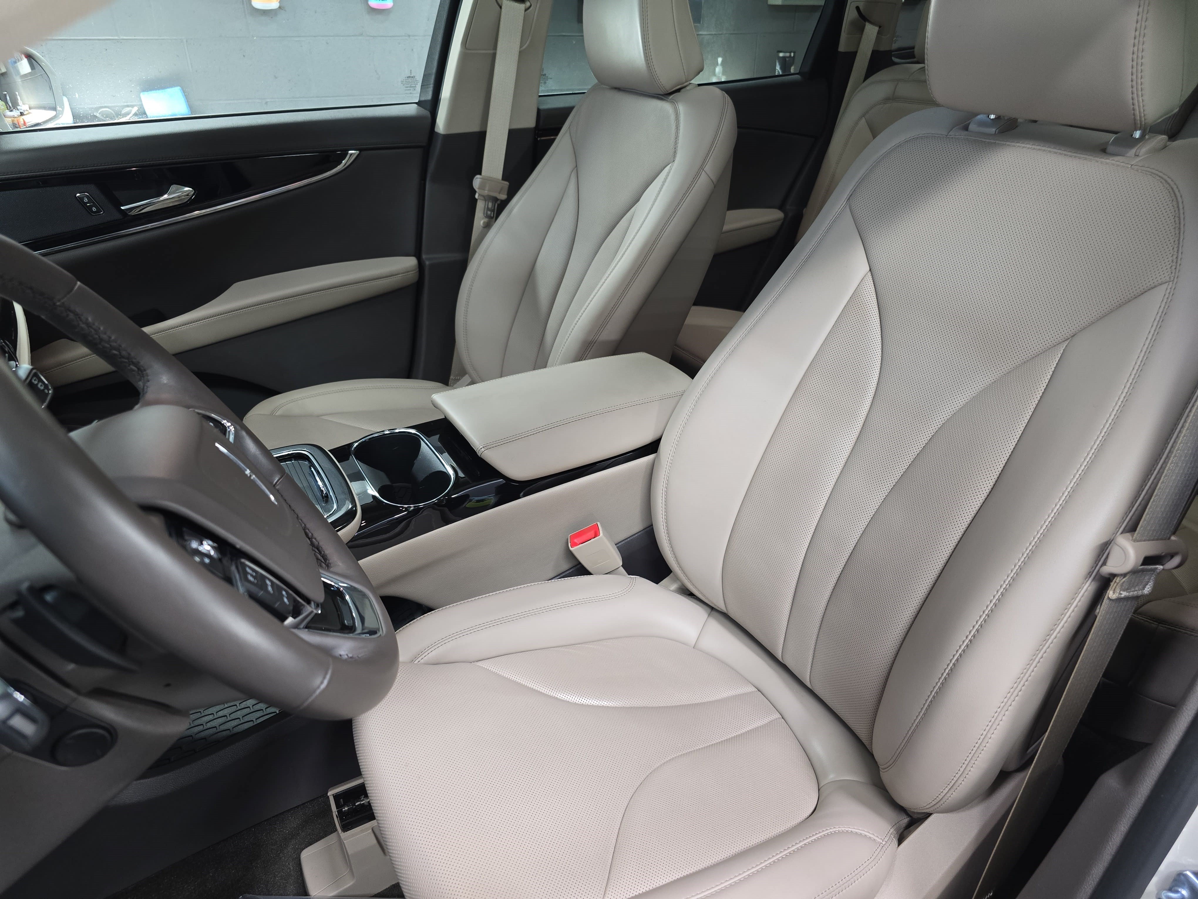 Certified 2023 Lincoln Nautilus Reserve AWD/4WD image 14