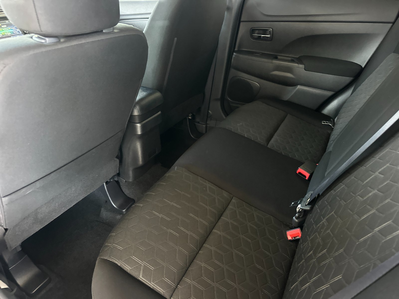 Used 2025 Mitsubishi Outlander Sport ES AWD/4WD image 11