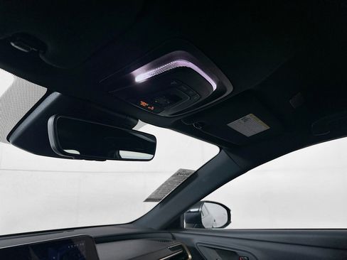 Used 2025 Toyota Crown Signia image 18