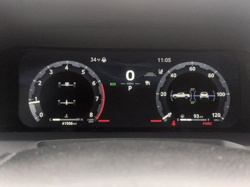 Used 2024 Toyota Tacoma TRD Off-Road image 14