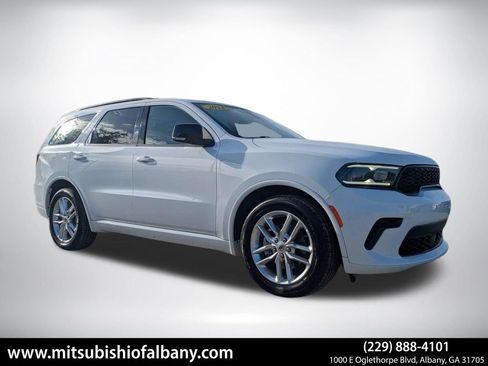 Used 2024 Dodge Durango GT RWD image 1