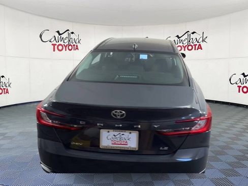 Used 2025 Toyota Camry LE FWD image 3