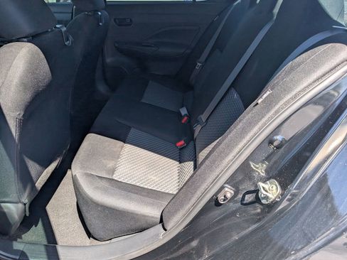 Used 2021 Nissan Versa S FWD image 7