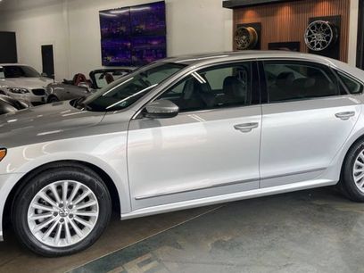 Used 2016 Volkswagen Passat 1.8T SE