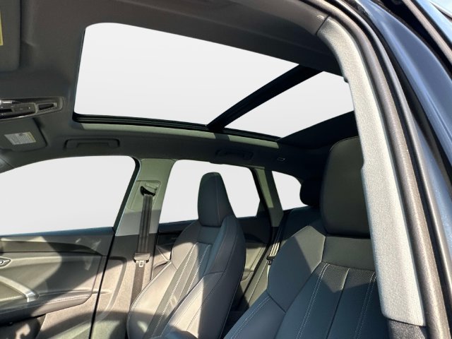 Certified 2025 Audi Q5 Premium AWD/4WD image 22