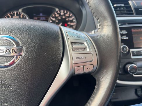 Used 2017 Nissan Altima 2.5 SV image 18