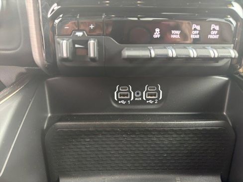 Used 2023 RAM 1500 Limited w/ Bed Utility Group image 37