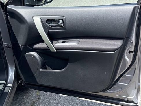 Used 2012 Nissan Rogue S FWD image 8