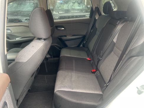 Used 2021 Nissan Rogue SV image 17