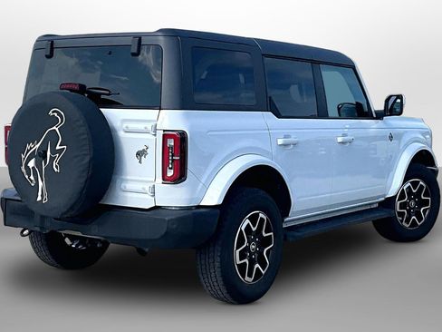 Used 2023 Ford Bronco Outer Banks AWD/4WD image 11