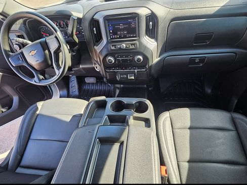 Used 2023 Chevrolet Silverado 1500 W/T RWD image 5