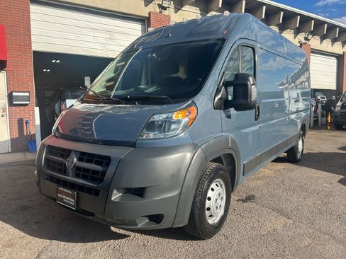 Used 2018 RAM ProMaster 2500 image 1
