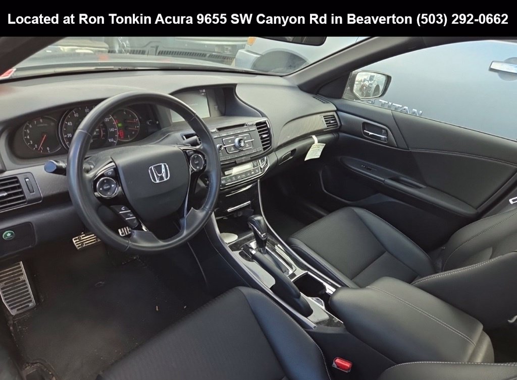 Used 2017 Honda Accord Sport image 8