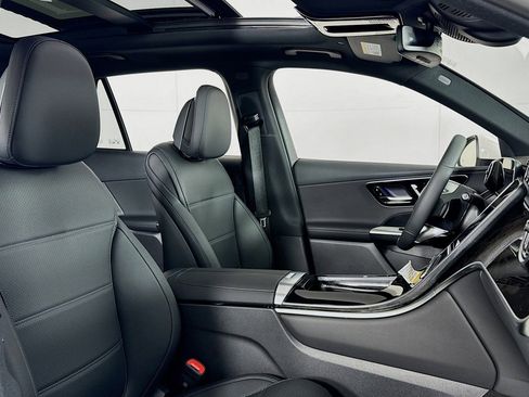 New 2026 Mercedes-Benz GLC 300 4MATIC image 6