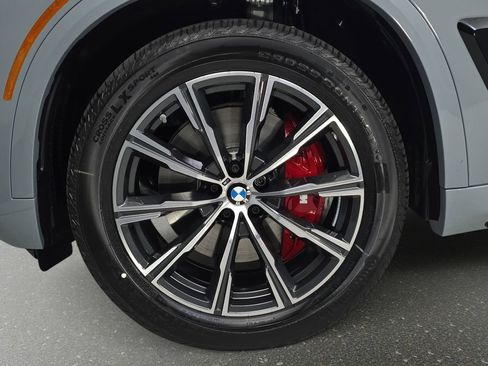 New 2026 BMW X5 xDrive40i w/ M Sport Package image 32