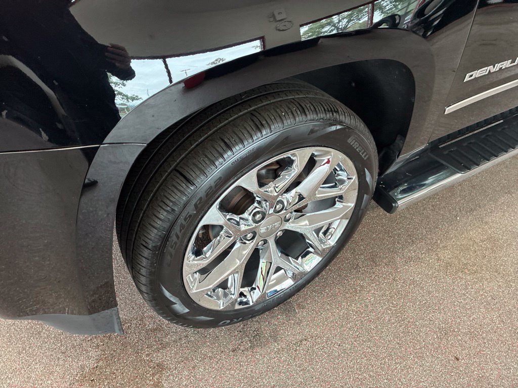 Used 2018 GMC Yukon Denali w/ Open Road Package AWD/4WD image 4