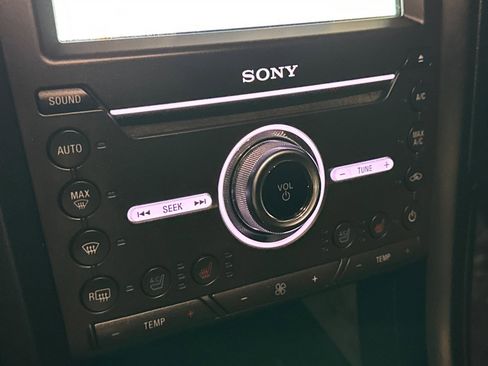 Used 2020 Ford Fusion Titanium image 27