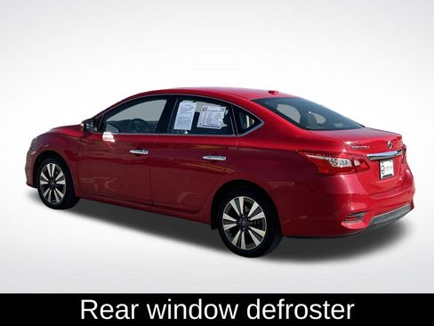 Used 2016 Nissan Sentra SL w/ Technology Package image 6