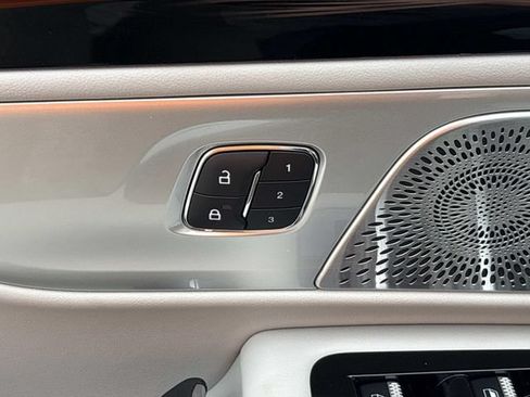 New 2026 Lincoln Nautilus Reserve AWD/4WD image 19