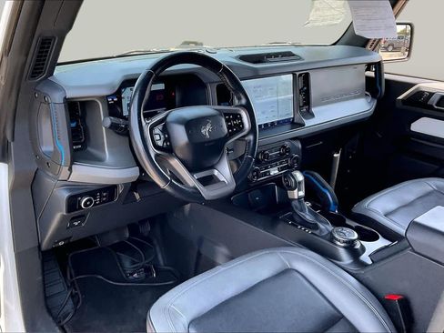 Used 2024 Ford Bronco Black Diamond AWD/4WD image 15