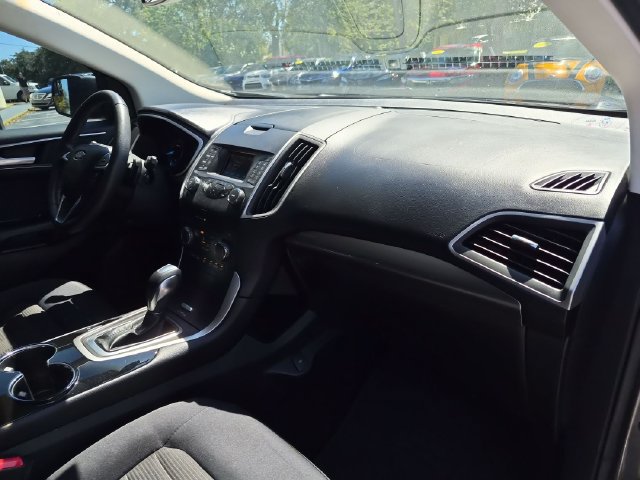 Used 2016 Ford Edge SEL AWD/4WD image 25