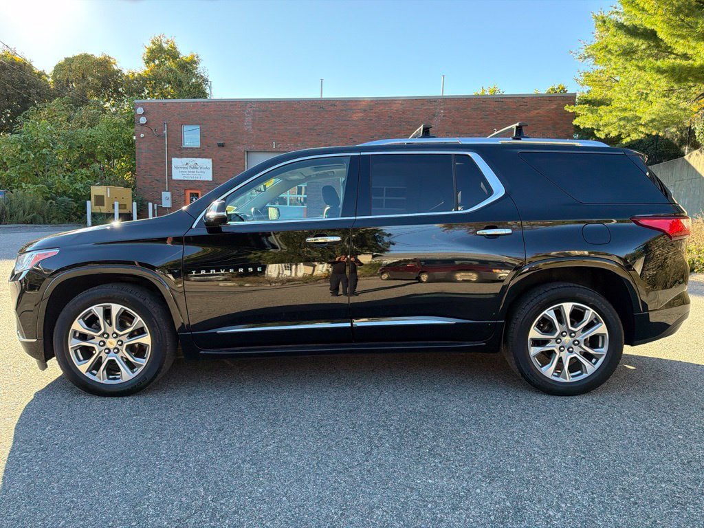 Used 2020 Chevrolet Traverse Premier AWD/4WD image 3