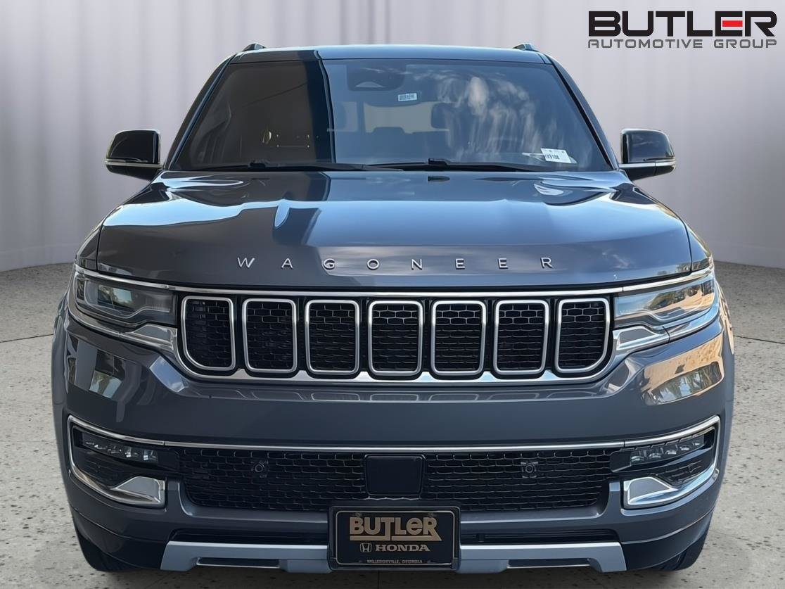 Used 2024 Jeep Wagoneer Series II w/ Flexible Seating Group RWD image 9