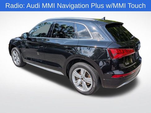 Used 2019 Audi Q5 2.0T Premium Plus w/ Premium Plus Package AWD/4WD image 6