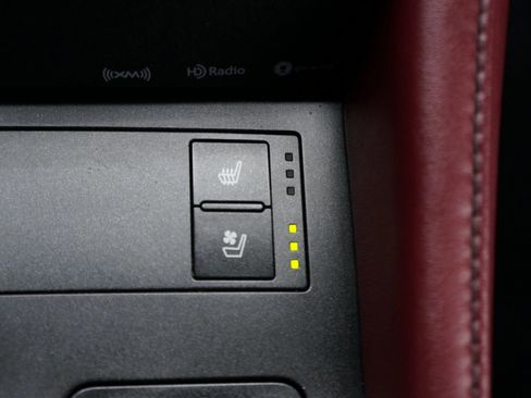 Used 2017 Lexus RC 200t image 19