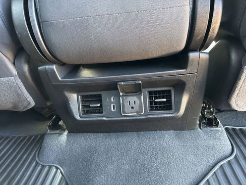 Used 2025 Chevrolet Silverado 2500 LT w/ Safety Package AWD/4WD image 15