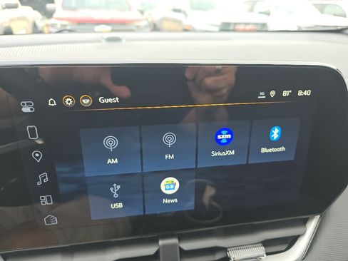 New 2026 Chevrolet Equinox LT w/ Safety and Technology Package FWD image 23